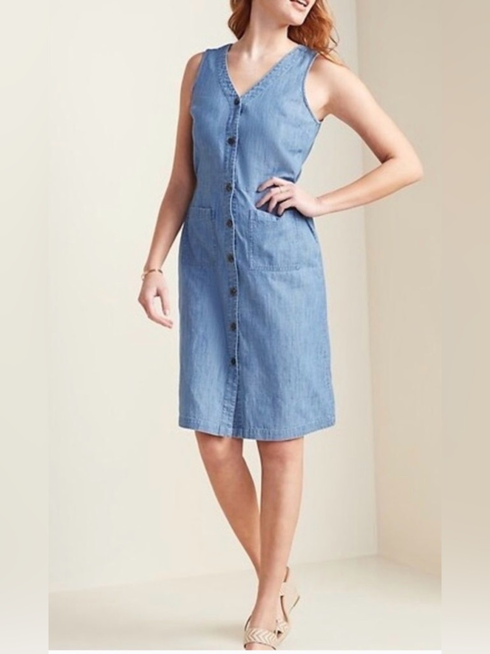 Old Navy Sleeveless Fit & Flare Chambray Button-Front Dress